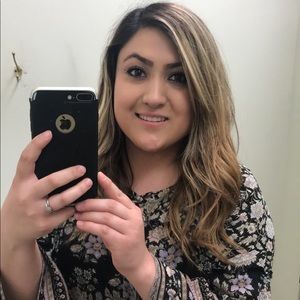 Meet your Posher, Alondra